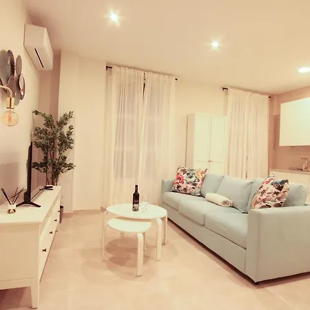 A Un Paso De La Catedral 톨레도