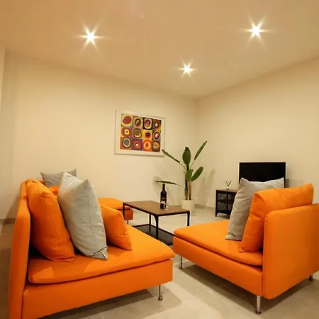 A Un Paso De La Catedral * 톨레도