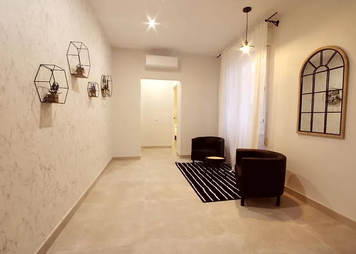 A Un Paso De La Catedral Apartamento *