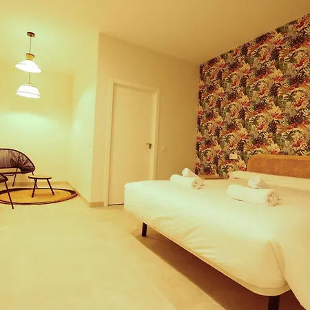 A Un Paso De La Catedral Апартаменты